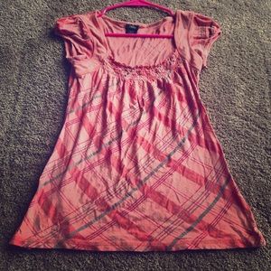 Salmon t-shirt Vanity